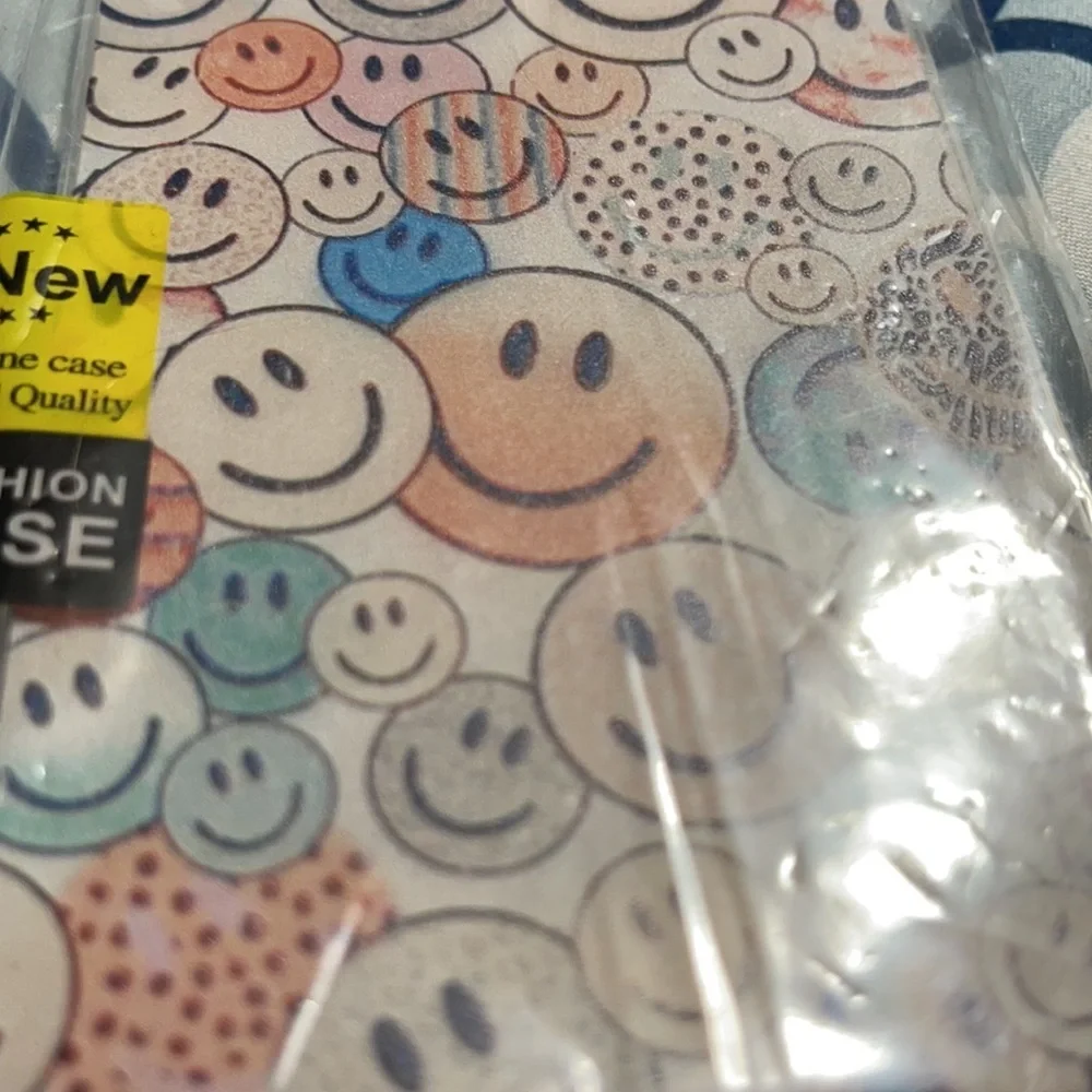 New smiley face phone case